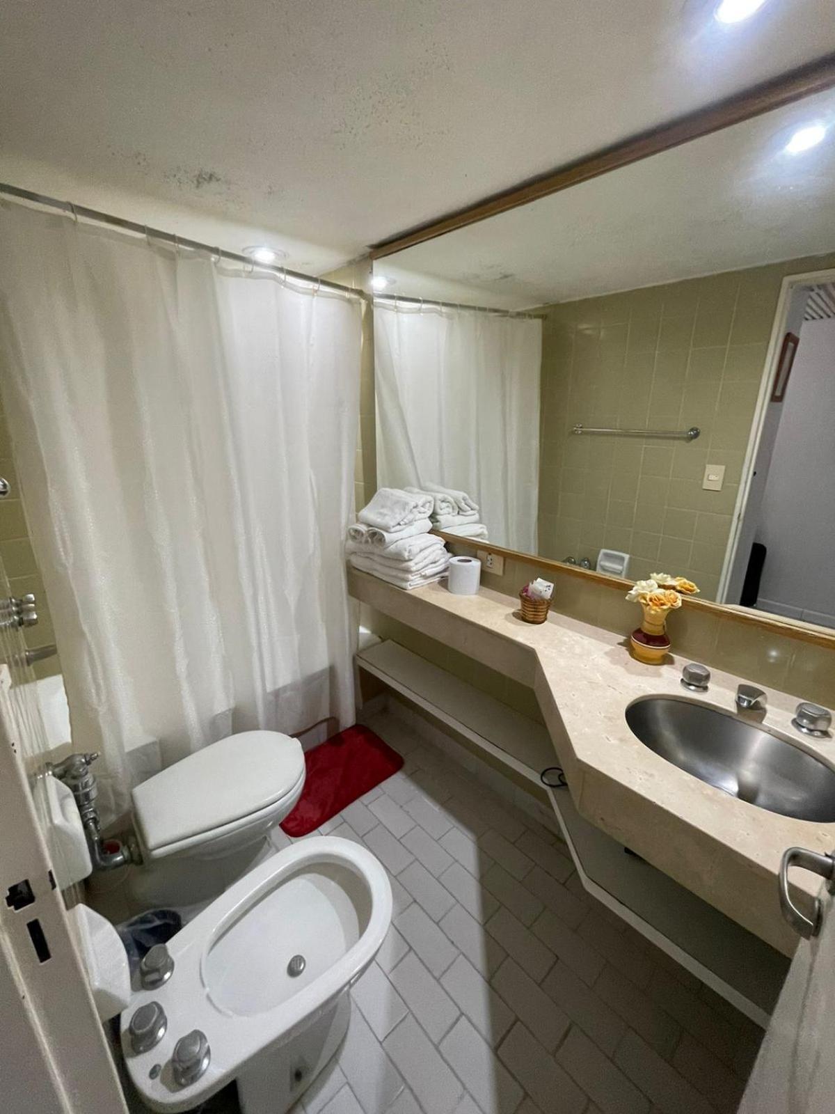 Obelisco Y Tango Apartment บัวโนสไอเรส ภายนอก รูปภาพ