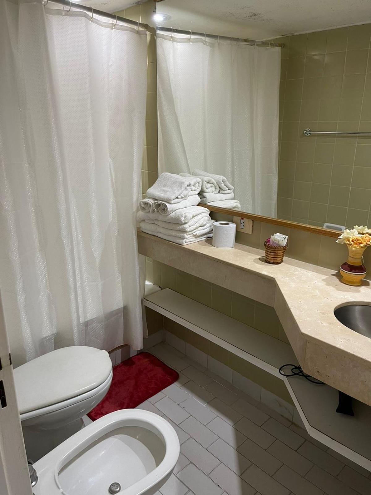 Obelisco Y Tango Apartment บัวโนสไอเรส ภายนอก รูปภาพ